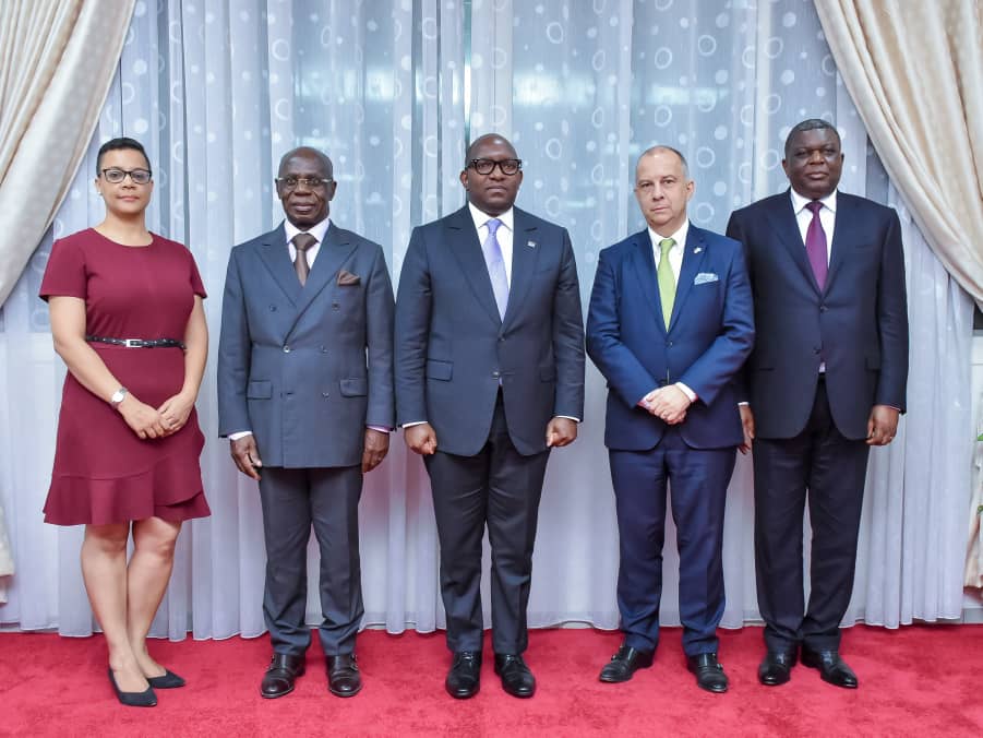 Le 1er ministre Sama Lukonde avec la délégation du groupe Texaf