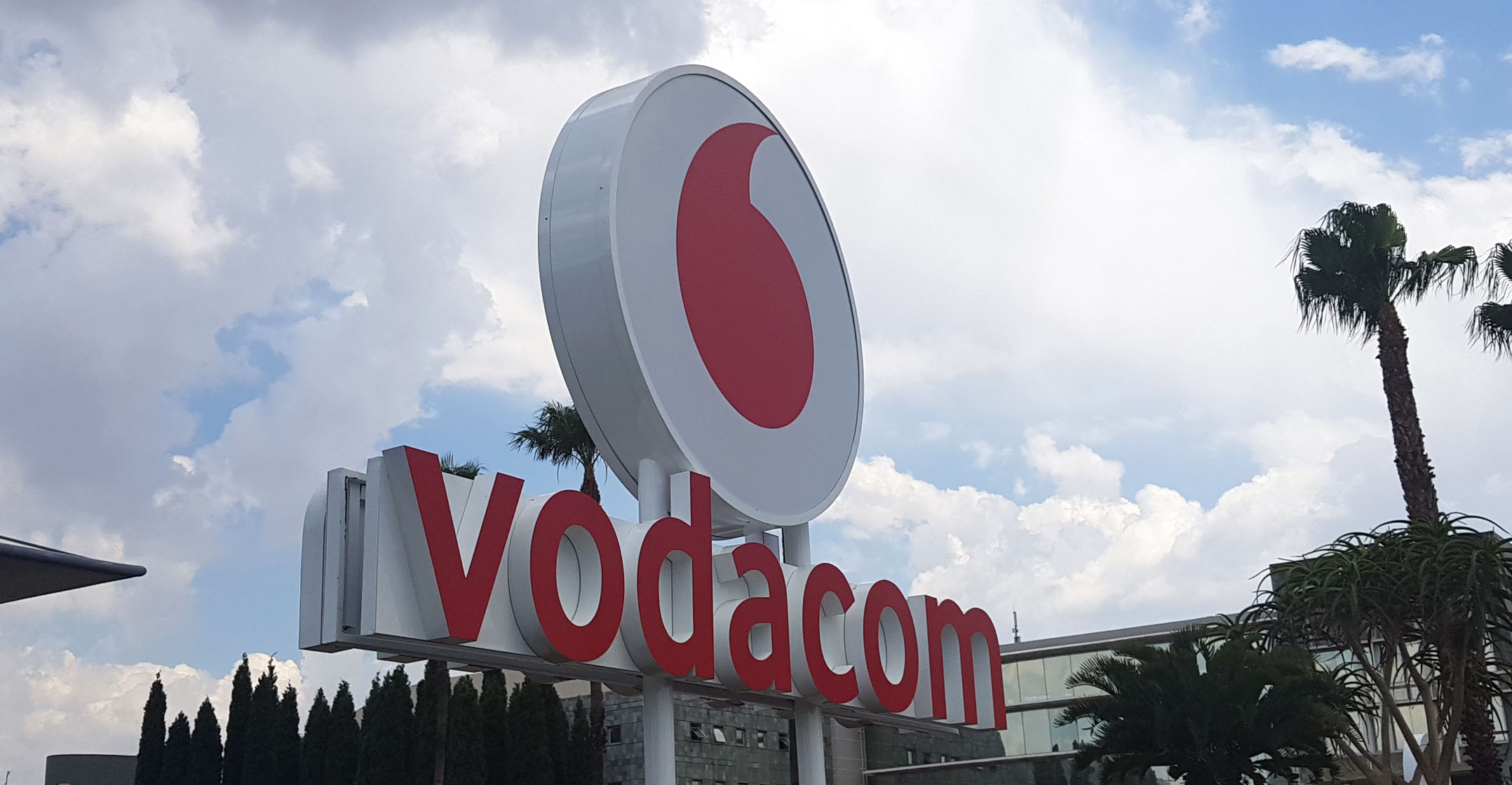 <strong>TELECOMS : Des satellites LEO pour combler les lacunes du réseau Vodacom en Afrique</strong>
