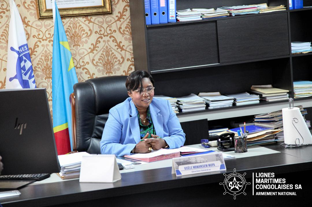 LMC SA – Dialogue Social : La DG ai Gisele Mbwansiem échange avec le banc syndical