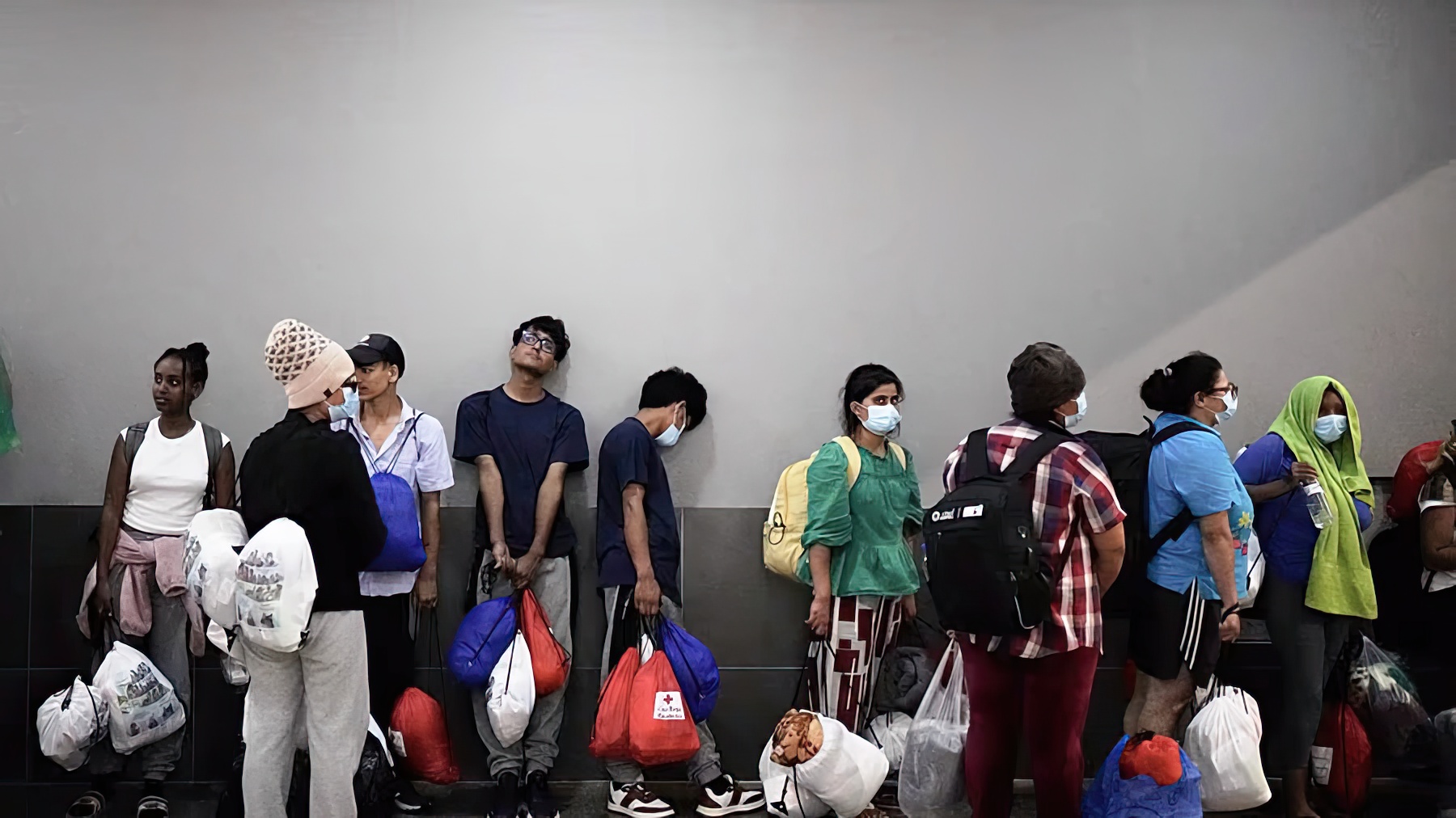 Des migrants en attente de leur expulsion des Etats-Unis.