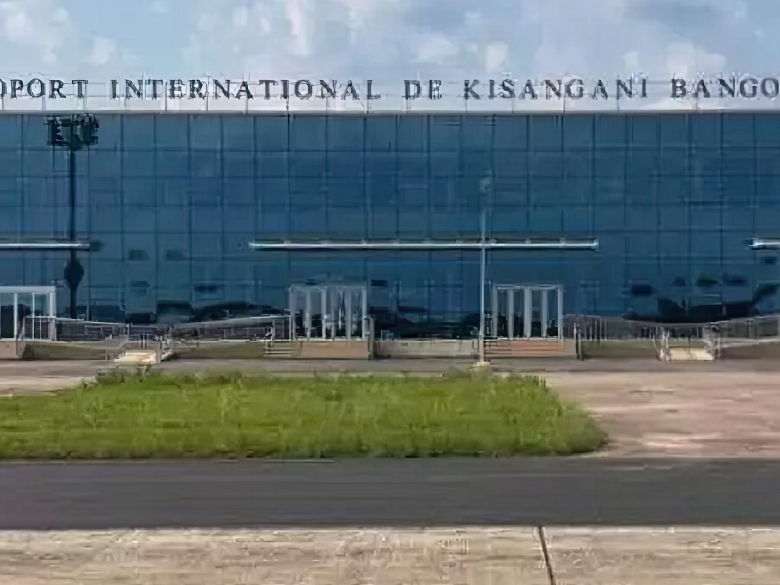 AGGRESSION RWANDAISE : L’aéroport de Bangboka bombardé 