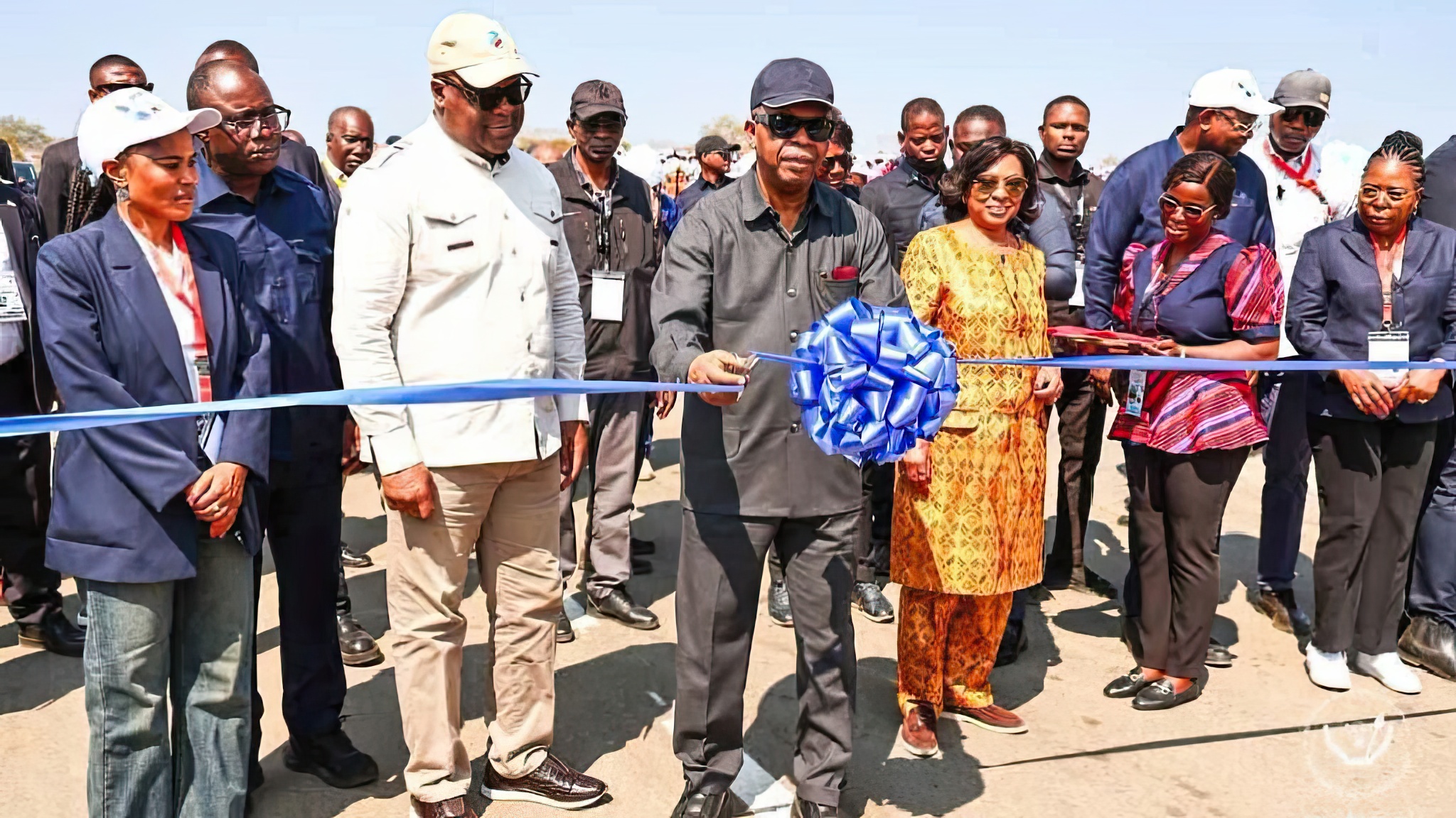 Cérémonie d’inauguration des barrages de Ndue et de Calucuve en Angola.